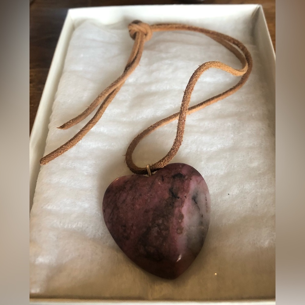Rhodonite 🩷 Shape Pendant Necklace on Brown Leather Necklace
